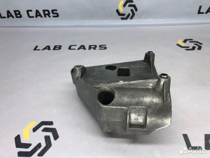 Кронштейн компрессора кондиционера Bmw 5 E60