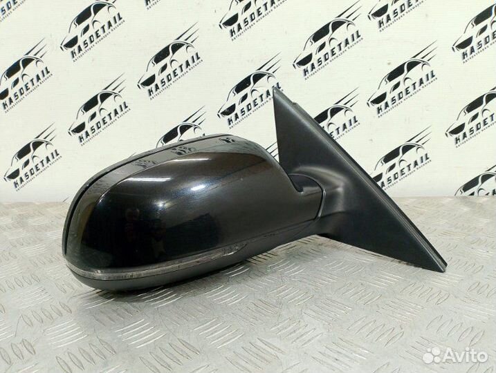 Зеркало заднего вида боковое правое Audi A4 B8 1.8