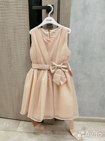 Платье для девочки праздничное
