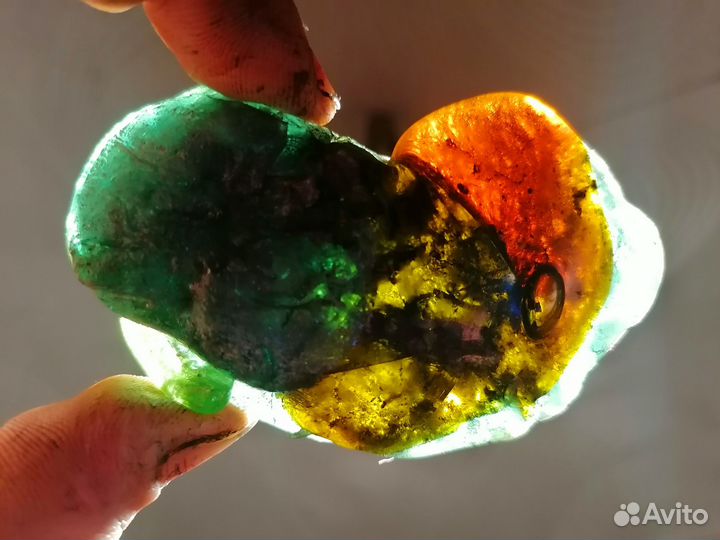 Тектит индошинит, магнитный, кристалл-метеорит