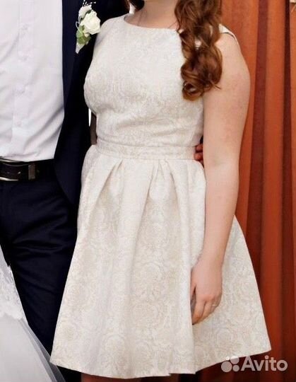 Платье праздничное