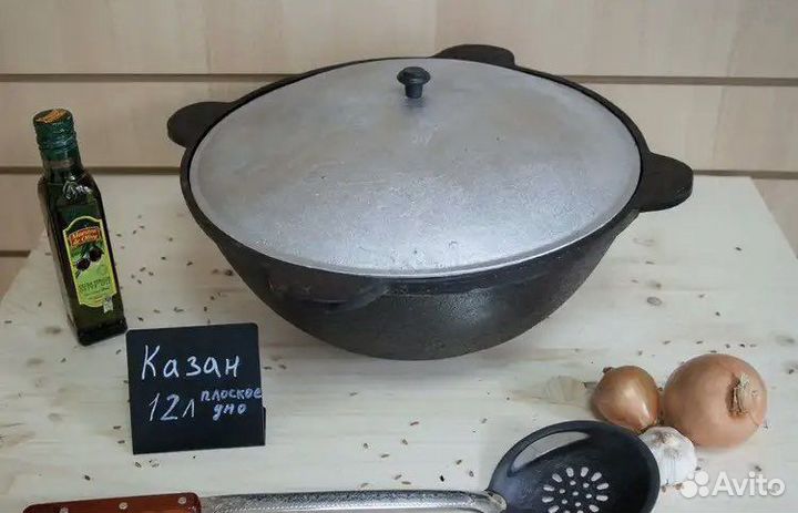 Казан чугунный 12 л плоское дно