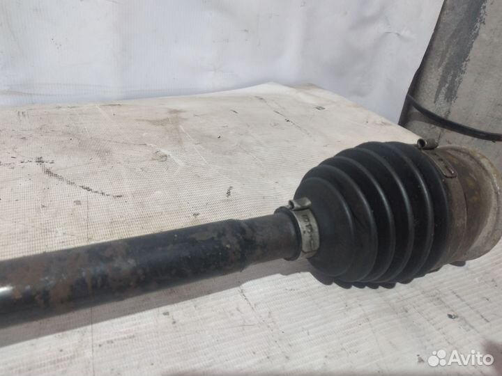 Привод передний правый на chevrolet Авео т300