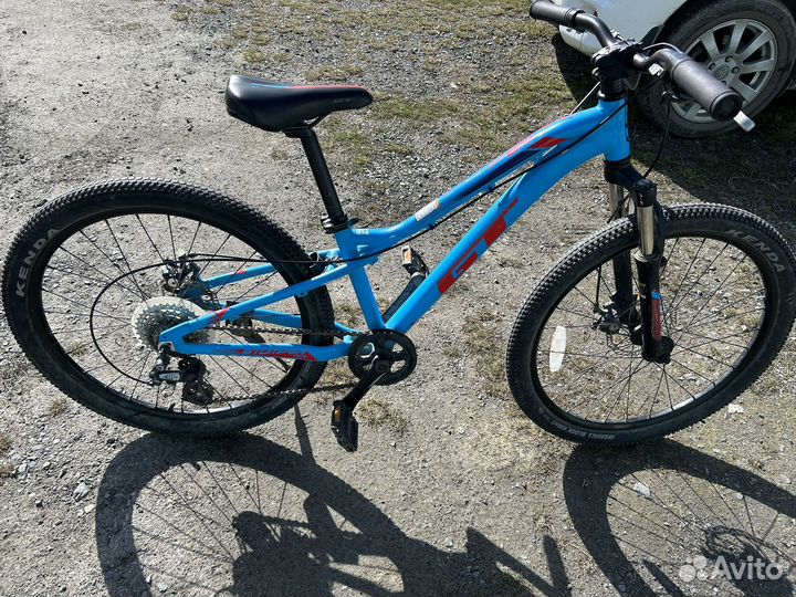 Продам велосипед GT