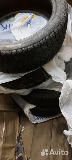 Pirelli Ice Zero 225/45 R19 96H