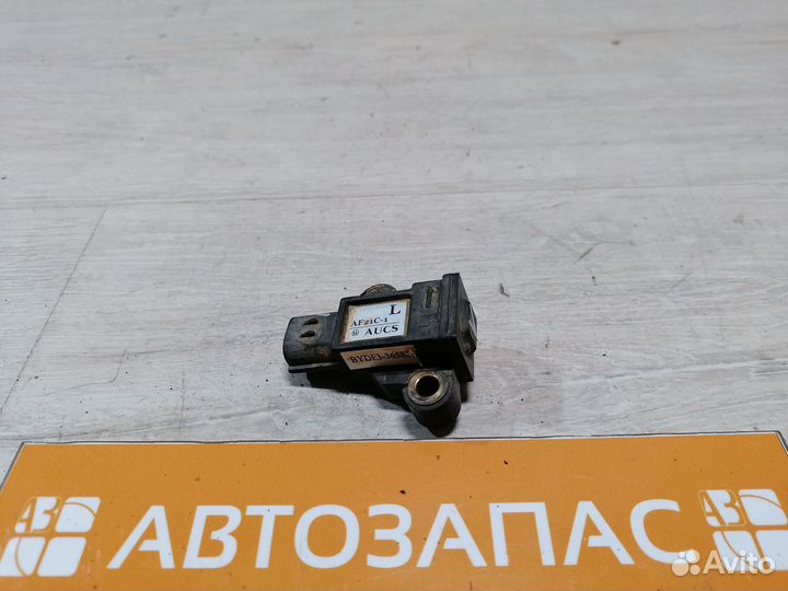 Датчик удара передний BYD F3 Бид Ф3