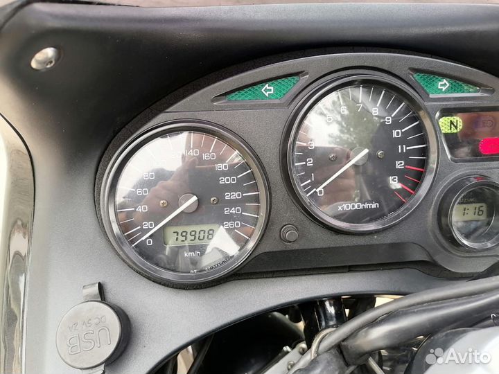 Suzuki GSX 750F Katana