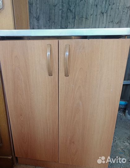 Продам кухонный гарнитуры бу