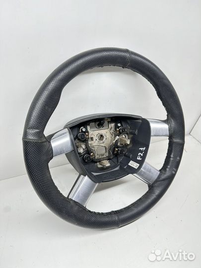 Ford Focus 2 рулевое колесо