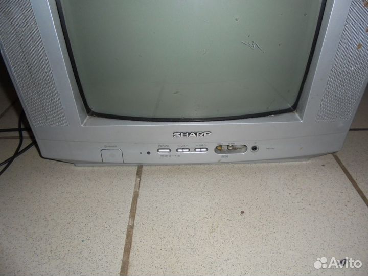 Телевизор Samsung и Sharp 14 диагональ