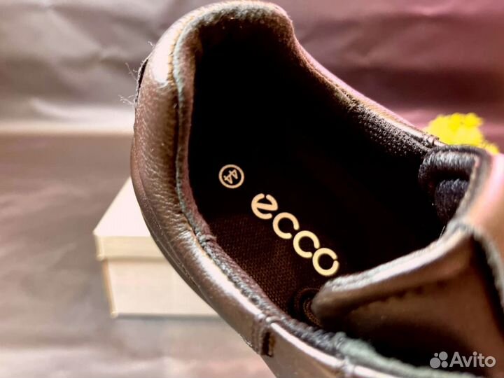 Кроссовки Ecco lux