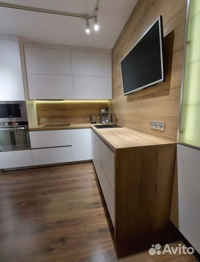 Кухонный гарнитур угловой