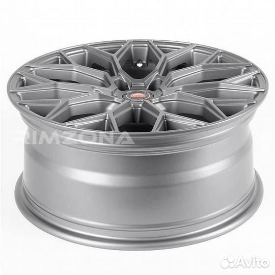 Литой диск в стиле vossen R18 5x114.3