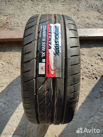 Bridgestone Potenza RE002 Adrenalin 225/40 R18 92W