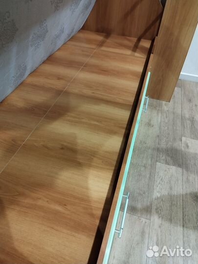 Кровать двухьярусная