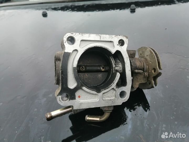 Дроссельная заслонка Mazda Demio 1.3