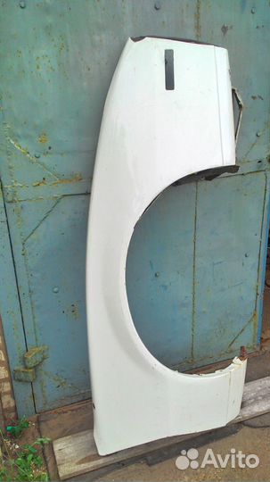 Переднее крыло правое к Pontiac Firebird