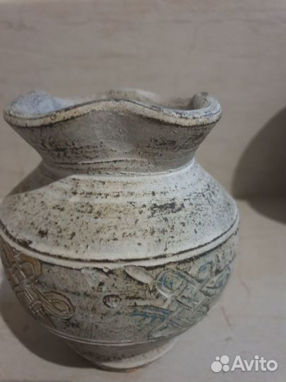 Глиняный кувшин, амфора