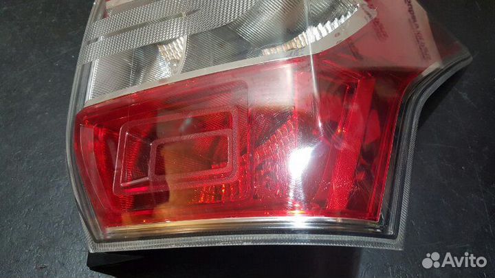 Фонарь задний правый Subaru Forester SJ 20B 2014