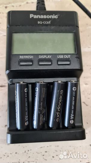 Фотокамера зеркальная кроп, Canon eos 650 d