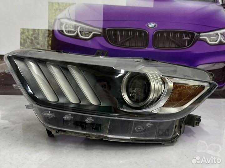 Фара левая Ford Mustang 4 контакта дорестайлинг