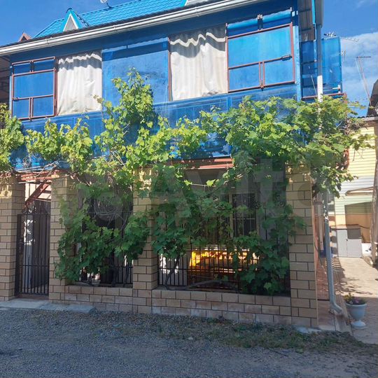 Дом 100 м² на участке 1 сот.