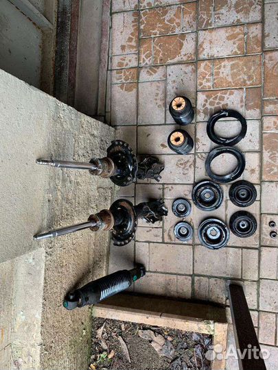 Амортизаторы Kia rio/ Hyundai solaris