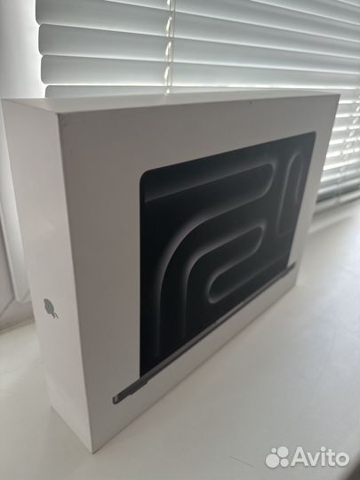 Macbook pro 14 m2 8 512