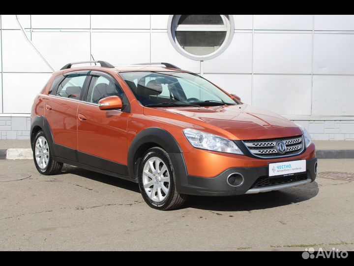 Dongfeng H30 Cross 1.6 AT, 2015, 122 000 км