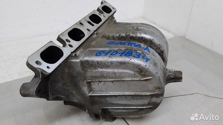 Впускной коллектор Опель