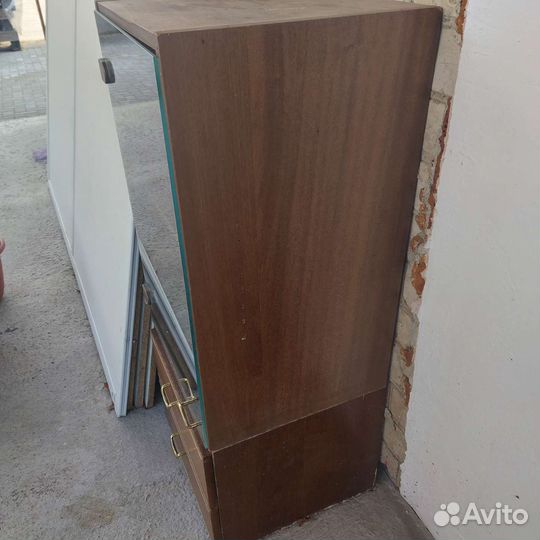 Тумба с двумя ящиками