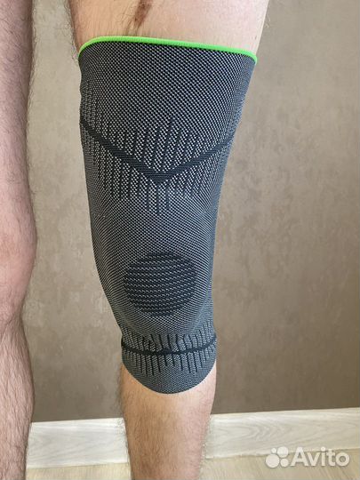 Компрессионный бандаж на колено
