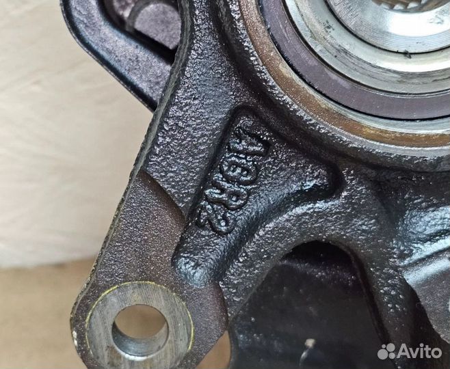 Кулак поворотный передний правый Honda Civic 4D