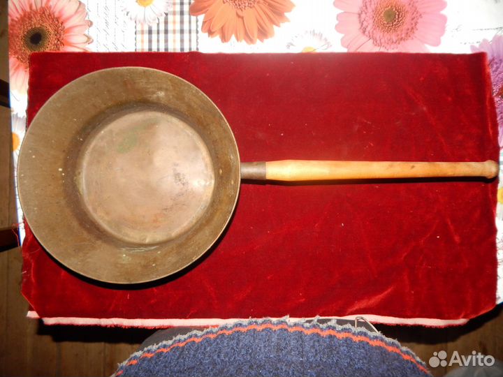 Медная сковорода