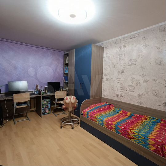 3-к. квартира, 97 м², 8/10 эт.