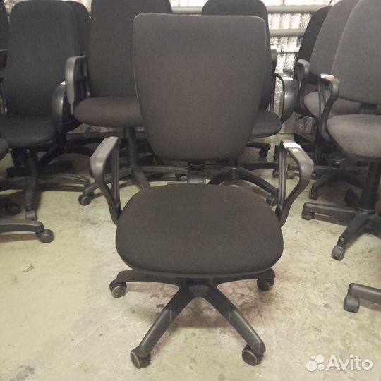 Офисное кресло бу