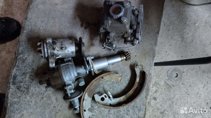 Запчасти на москвич