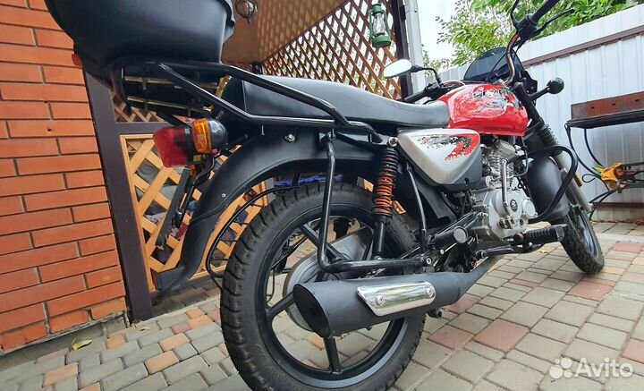 Мотоцикл Bajaj Boxer 125
