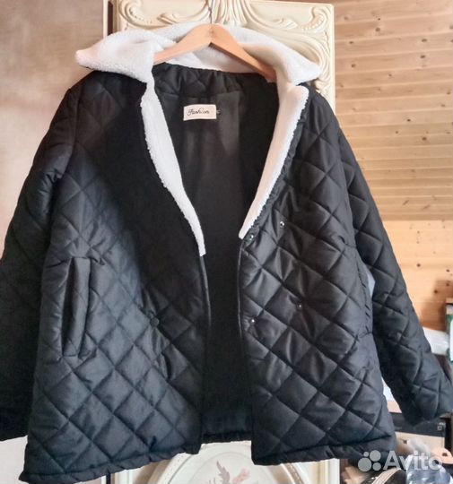 Куртка женскаяутепленная
