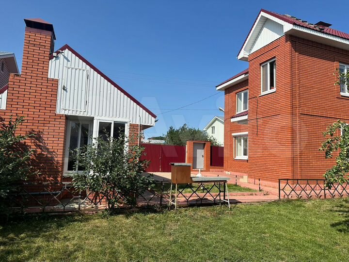 Дом 112 м² на участке 5 сот.