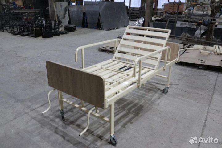 Кровать механическая дс-40 с туалетным устройством