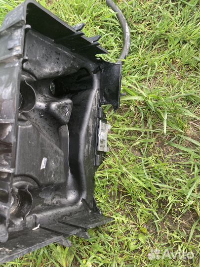 Площадка под акб Skoda rapid 1