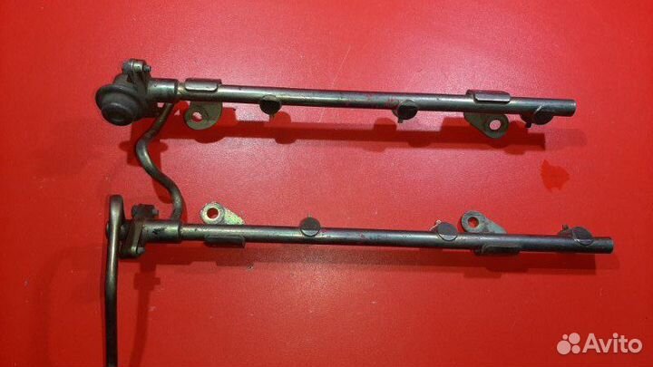 Рейка топливная Infiniti Fx35 S50 VQ35DE 2002-2008