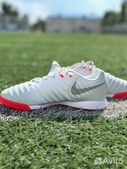 Сороконожки Nike tiempo legend 7