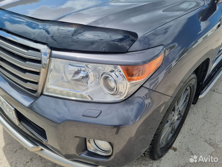 Реснички для Тойота Лэнд Крузер 200 (рестайлинг)