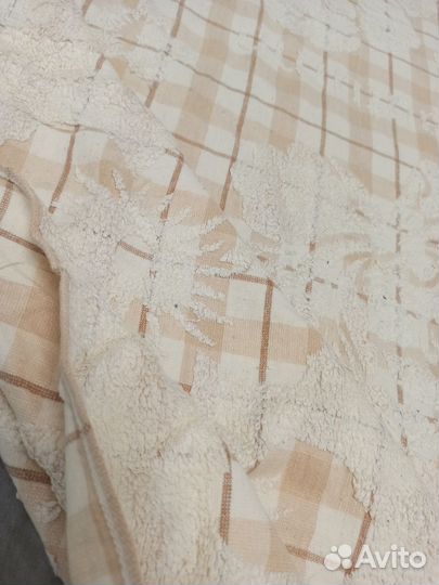 Покрывала, пледы