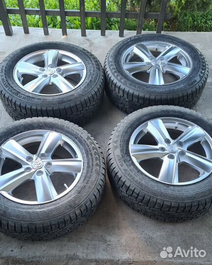 Колеса R17 Nokian Hakkapeliitta 7 Suv в отл. сост