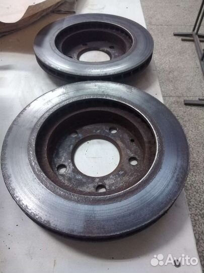 Супорта передние Mazda 626GE