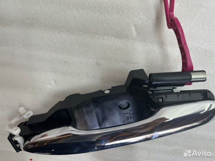 Ручка двери задняя левая Тoyota Camry V70/V75