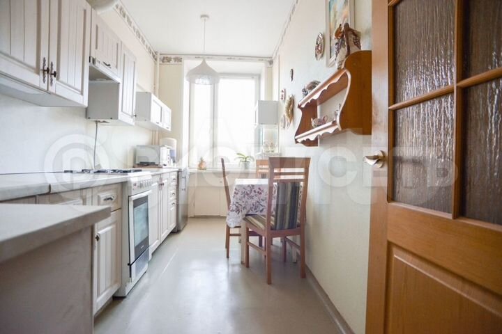 3-к. квартира, 71 м², 3/5 эт.